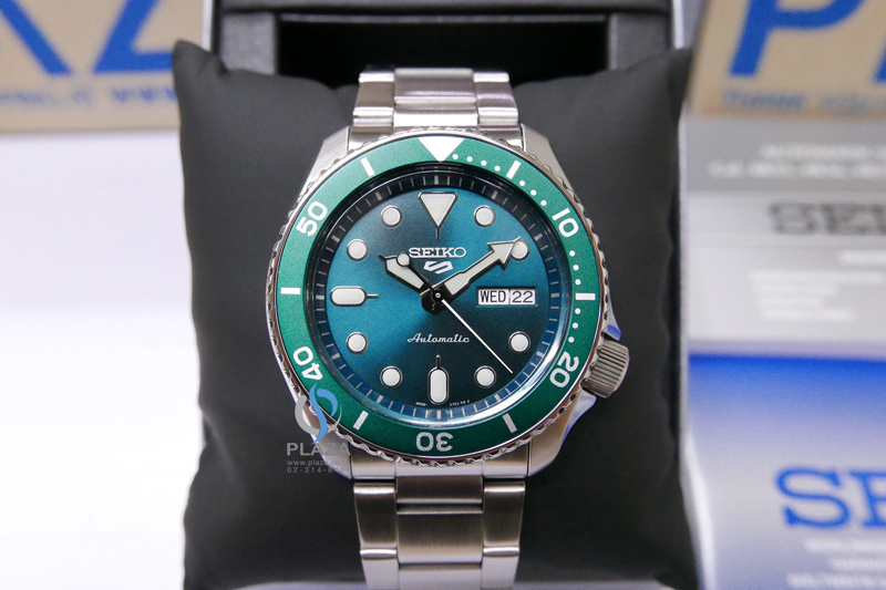 Seiko 5 sports automatic green hot sale